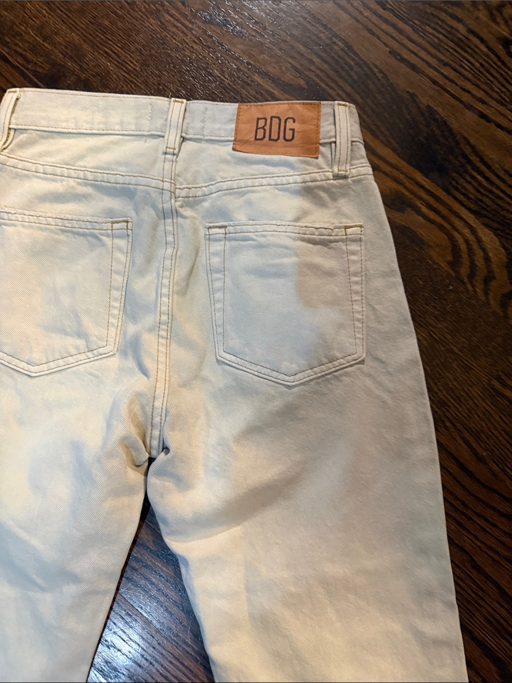 BDG Urban Outfitters High Waisted Cowboy Jean Cream Size 24 Distressed Raw Hem